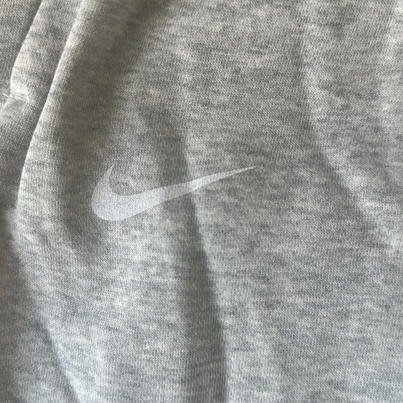 Nike-light gray Texas joggers-new without tags/never worn - Picture 3 of 5